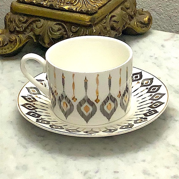 GRACES TEAWARE IKAT FLAT CUP SAUCER SET NEW PORCELAIN SILVER & GOLD - Picture 3 of 11